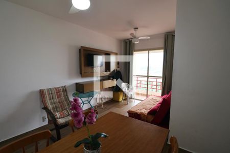 Sala de apartamento para alugar com 2 quartos, 62m² em Jardim Santa Genoveva, Guarujá