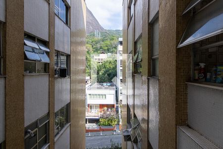 Vista Sala de apartamento à venda com 1 quarto, 56m² em Grajaú, Rio de Janeiro