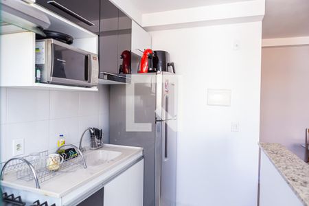 Cozinha de apartamento à venda com 2 quartos, 46m² em Jardim São Francisco (zona Leste), São Paulo