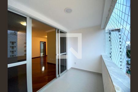 Varanda da Sala de apartamento para alugar com 3 quartos, 110m² em Pituba, Salvador