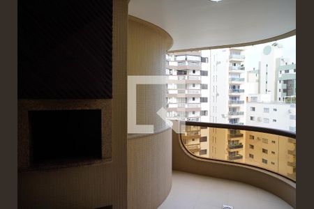Sala - Varanda de apartamento para alugar com 4 quartos, 125m² em Centro, Florianópolis