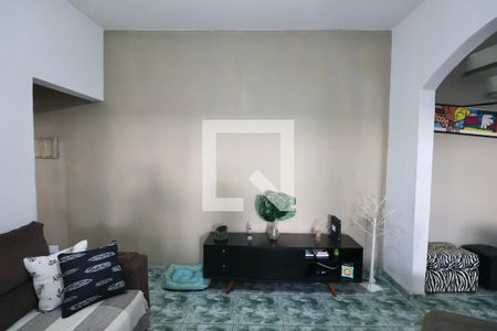 Sala de casa para alugar com 3 quartos, 180m² em Vila Santa Rosa, Guarujá