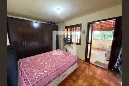 quarto 1 de casa à venda com 2 quartos, 180m² em Califórnia, Belo Horizonte