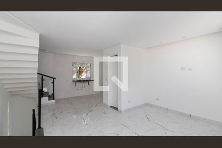 Sala de casa à venda com 2 quartos, 107m² em Vila Nhocune, São Paulo