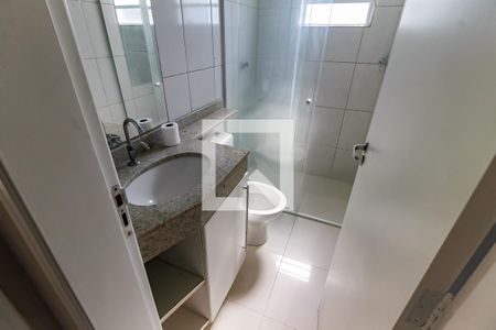 Banheiro Corredor de apartamento para alugar com 3 quartos, 70m² em Paraisópolis, São Paulo