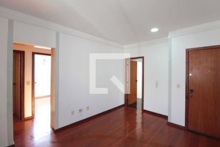 Sala de apartamento para alugar com 3 quartos, 80m² em Heliópolis, Belo Horizonte