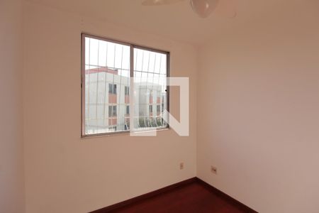 Quarto 1 de apartamento para alugar com 3 quartos, 80m² em Heliópolis, Belo Horizonte