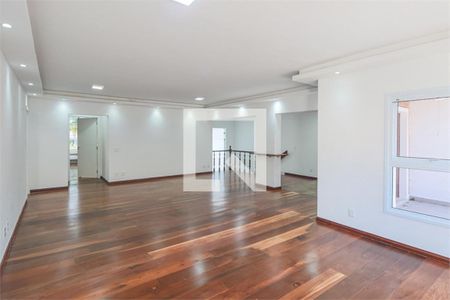 Casa à venda com 4 quartos, 235m² em Chácara Santo Antônio, São Paulo