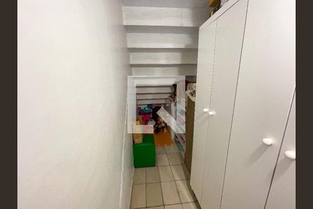 Closet de apartamento à venda com 2 quartos, 52m² em Eldorado, Contagem