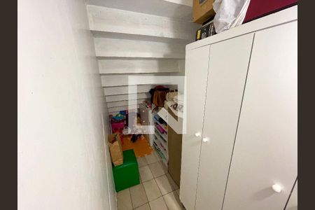 Closet de apartamento à venda com 2 quartos, 52m² em Eldorado, Contagem