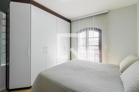 Quarto de casa à venda com 3 quartos, 157m² em Jardim Santa Maria, São Paulo