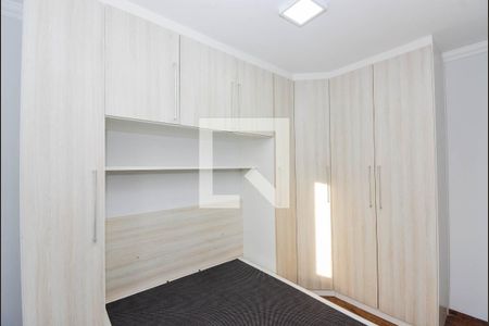 Quarto 2 de apartamento à venda com 2 quartos, 43m² em Jardim Las Vegas, Guarulhos