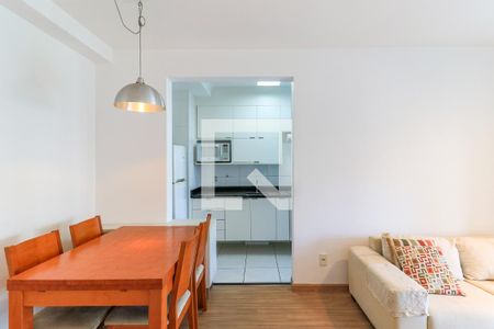 Sala de apartamento para alugar com 1 quarto, 50m² em Campo Belo, São Paulo