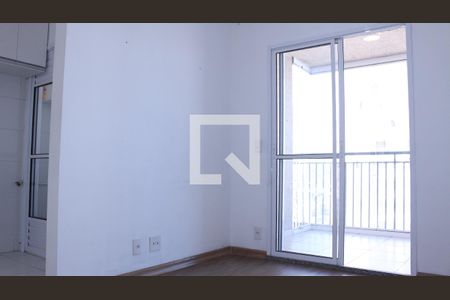 Sala de apartamento para alugar com 2 quartos, 49m² em Vila Antonieta, São Paulo