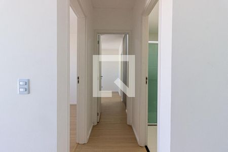 Corredor quartos de apartamento para alugar com 2 quartos, 57m² em Vila Santa Maria, Poá