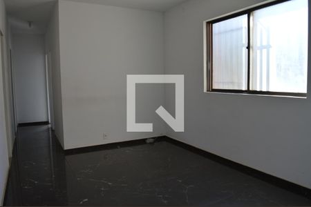 Sala de apartamento à venda com 4 quartos, 78m² em Centro, Contagem