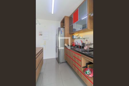 Cozinha de apartamento à venda com 1 quarto, 55m² em Vila Gertrudes, São Paulo