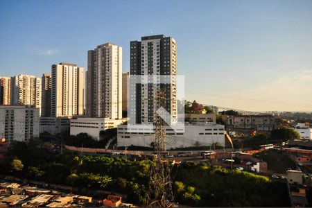 Vista de apartamento para alugar com 2 quartos, 43m² em Parque Reboucas, São Paulo