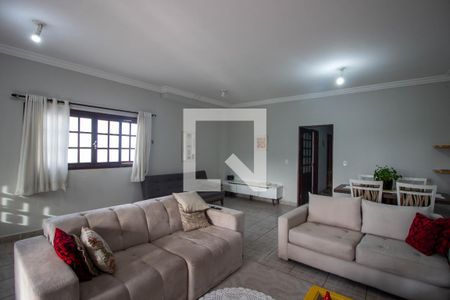 Sala de casa à venda com 3 quartos, 250m² em Jardim Helena, São Paulo