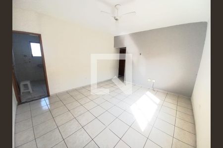 Sala de apartamento para alugar com 3 quartos, 100m² em Parque São Vicente, São Vicente