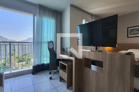 Sala/Quarto de apartamento para alugar com 1 quarto, 50m² em Jacarepaguá, Rio de Janeiro