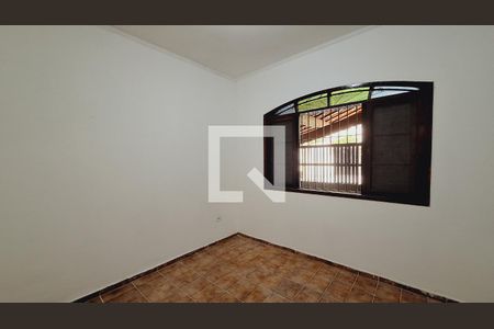 Quarto de casa para alugar com 2 quartos, 130m² em Maracanã, Praia Grande