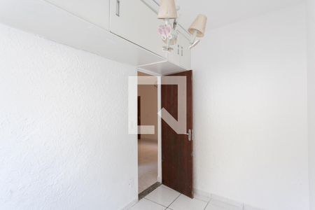 Quarto 2 de apartamento para alugar com 2 quartos, 60m² em Rio Branco, Belo Horizonte