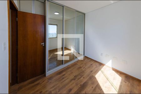 Quarto 2 de apartamento para alugar com 3 quartos, 186m² em Buritis, Belo Horizonte