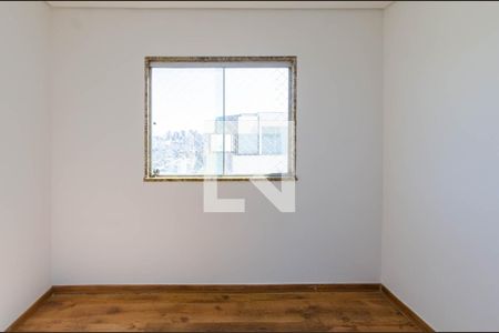 Quarto 2 de apartamento para alugar com 3 quartos, 186m² em Buritis, Belo Horizonte