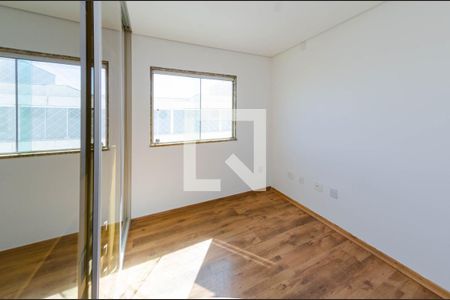 Quarto 1 de apartamento para alugar com 3 quartos, 186m² em Buritis, Belo Horizonte