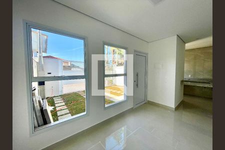 Casa à venda com 91m², 3 quartos e sem vagaSala