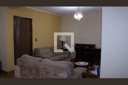 Sala de casa para alugar com 4 quartos, 200m² em Jardim Santa Adelia, São Paulo