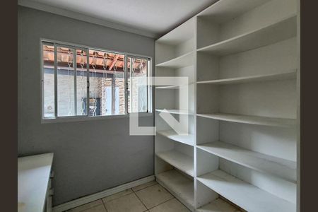 Quarto 2 de casa de condomínio para alugar com 5 quartos, 150m² em Vargem Grande, Rio de Janeiro