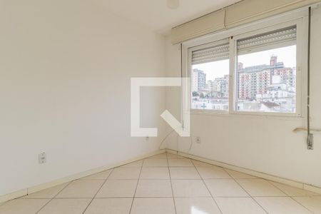 Dormitório 01 de apartamento para alugar com 2 quartos, 70m² em Independência, Porto Alegre