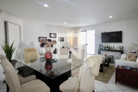 Sala de apartamento para alugar com 2 quartos, 75m² em Pituba, Salvador