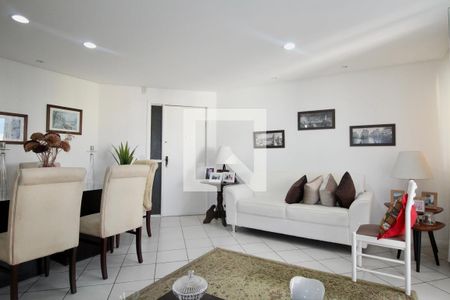 Sala de apartamento para alugar com 2 quartos, 75m² em Pituba, Salvador