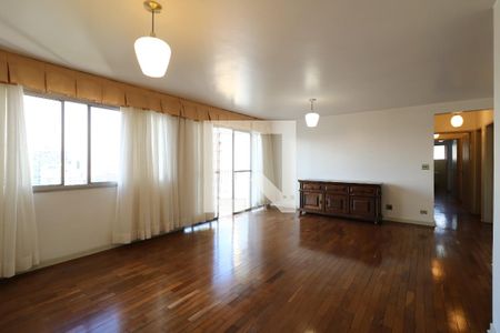 Sala de apartamento para alugar com 3 quartos, 181m² em Vila Bastos, Santo André