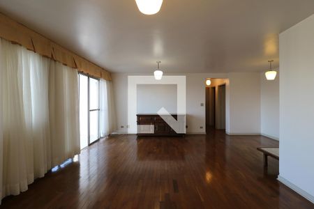 Sala de apartamento para alugar com 3 quartos, 181m² em Vila Bastos, Santo André