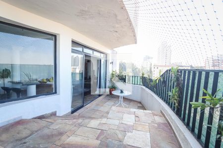 Varanda de apartamento à venda com 4 quartos, 355m² em Vila Andrade, São Paulo