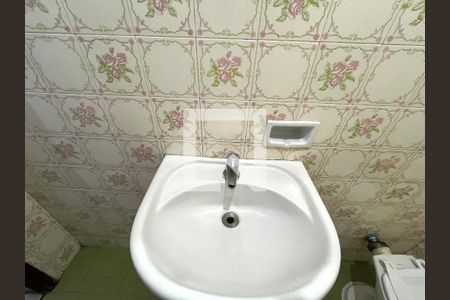 Lavabo de casa à venda com 4 quartos, 150m² em Vila Campestre, São Paulo