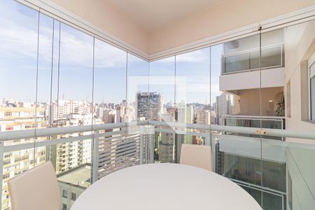 Varanda de kitnet/studio para alugar com 1 quarto, 50m² em Centro, São Paulo