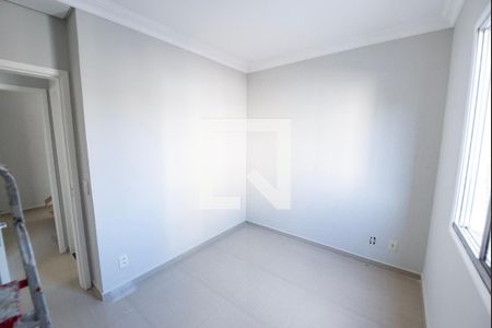 Quarto 2 de apartamento para alugar com 2 quartos, 47m² em Parque Senhor do Bonfim, Taubaté