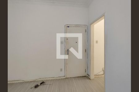 Entrada de apartamento para alugar com 2 quartos, 70m² em Grajaú, Rio de Janeiro