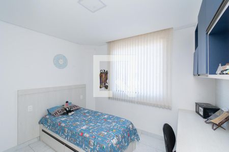 Quarto 1 de apartamento à venda com 3 quartos, 165m² em Santa Cruz Industrial, Contagem