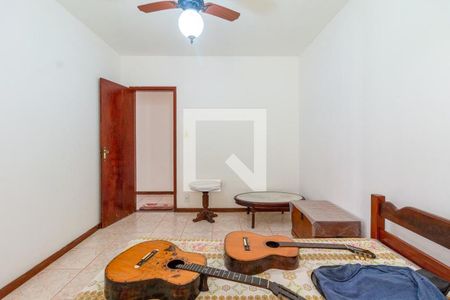 Casa à venda com 4 quartos, 430m² em Itaipu, Niterói