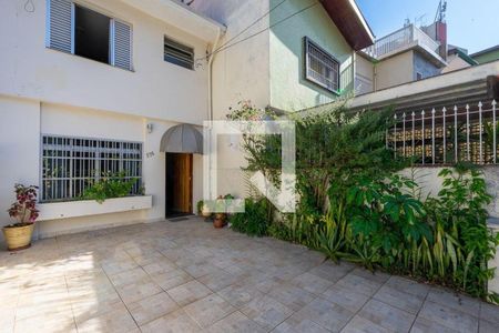 Casa à venda com 3 quartos, 200m² em Mirandópolis, São Paulo