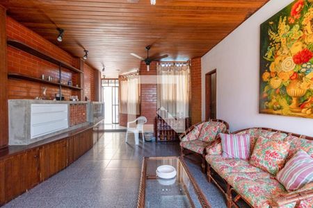 Apartamento à venda com 4 quartos, 320m² em Ingá, Niterói