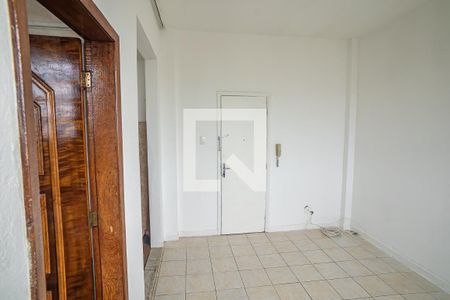 Sala/ Quarto de kitnet/studio para alugar com 1 quarto, 22m² em Catete, Rio de Janeiro