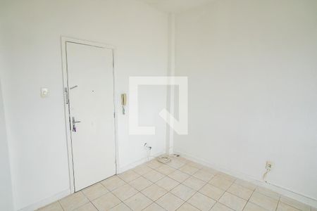 Sala/ Quarto de kitnet/studio para alugar com 1 quarto, 22m² em Catete, Rio de Janeiro