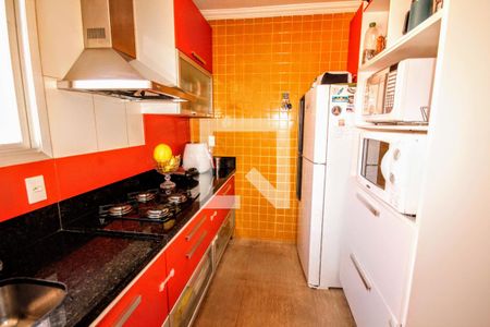 Cozinha de apartamento à venda com 2 quartos, 112m² em Sagrada Família, Belo Horizonte